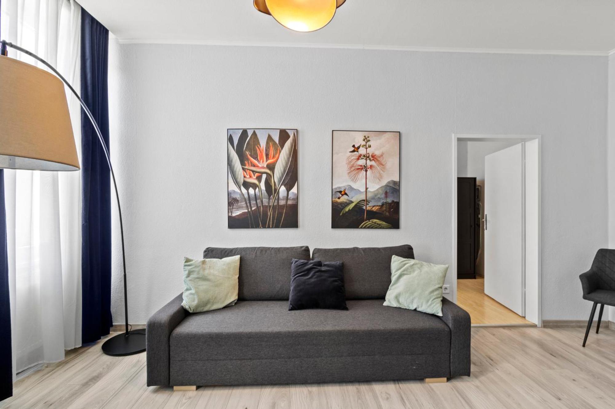Balcony Apartment, 4 Min To U3 Zipperer Strasse Виена Екстериор снимка